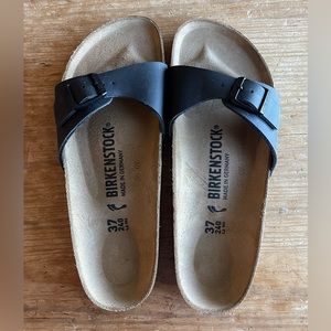 Birkenstocks Women’s Madrid Birko-Flor One Strap - 6